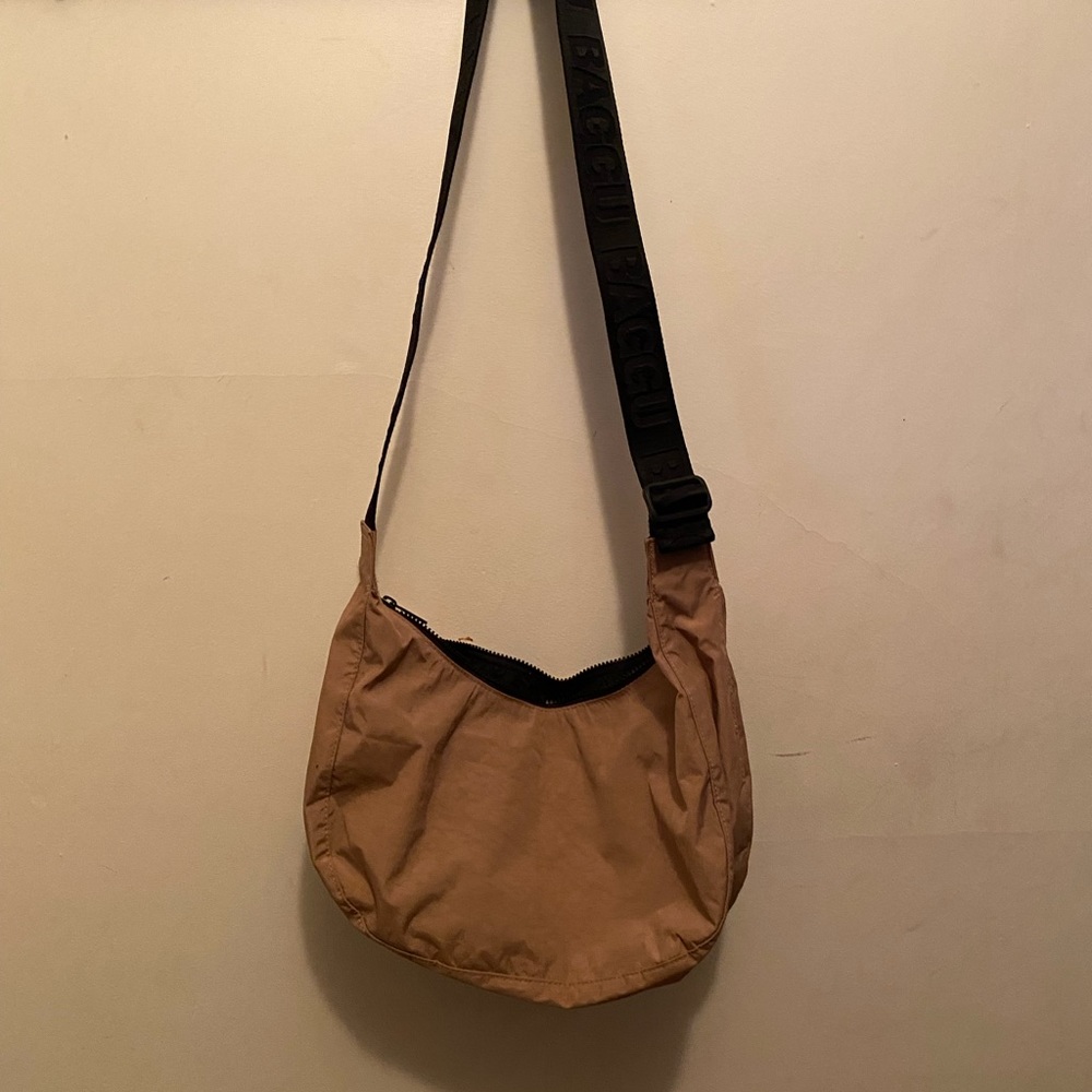 Baggu Medium Crescent Bag
